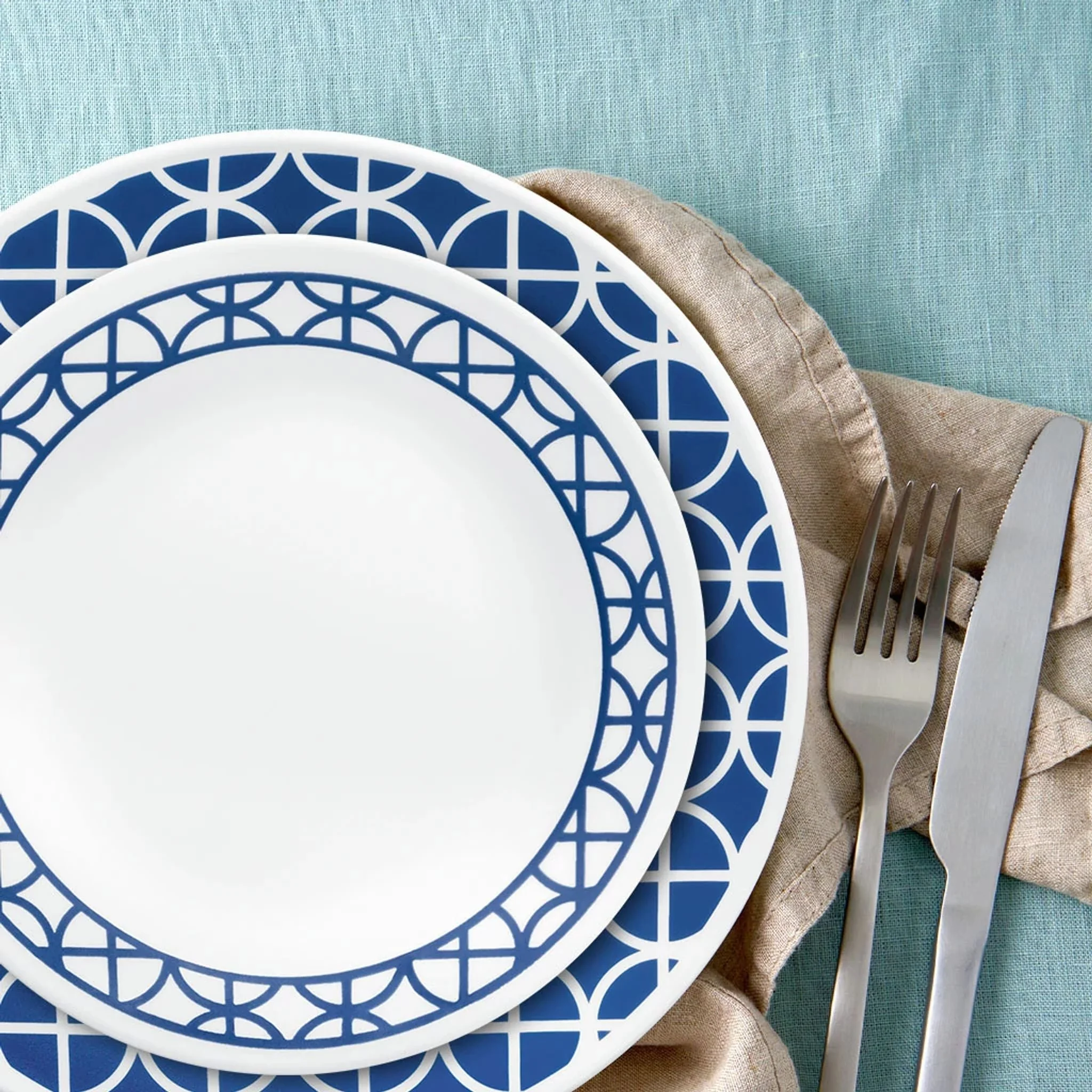 Corelle® Versatile Cobalt Circles 16-piece Mugless Dinnerware Set, Service for 4 - Image 6