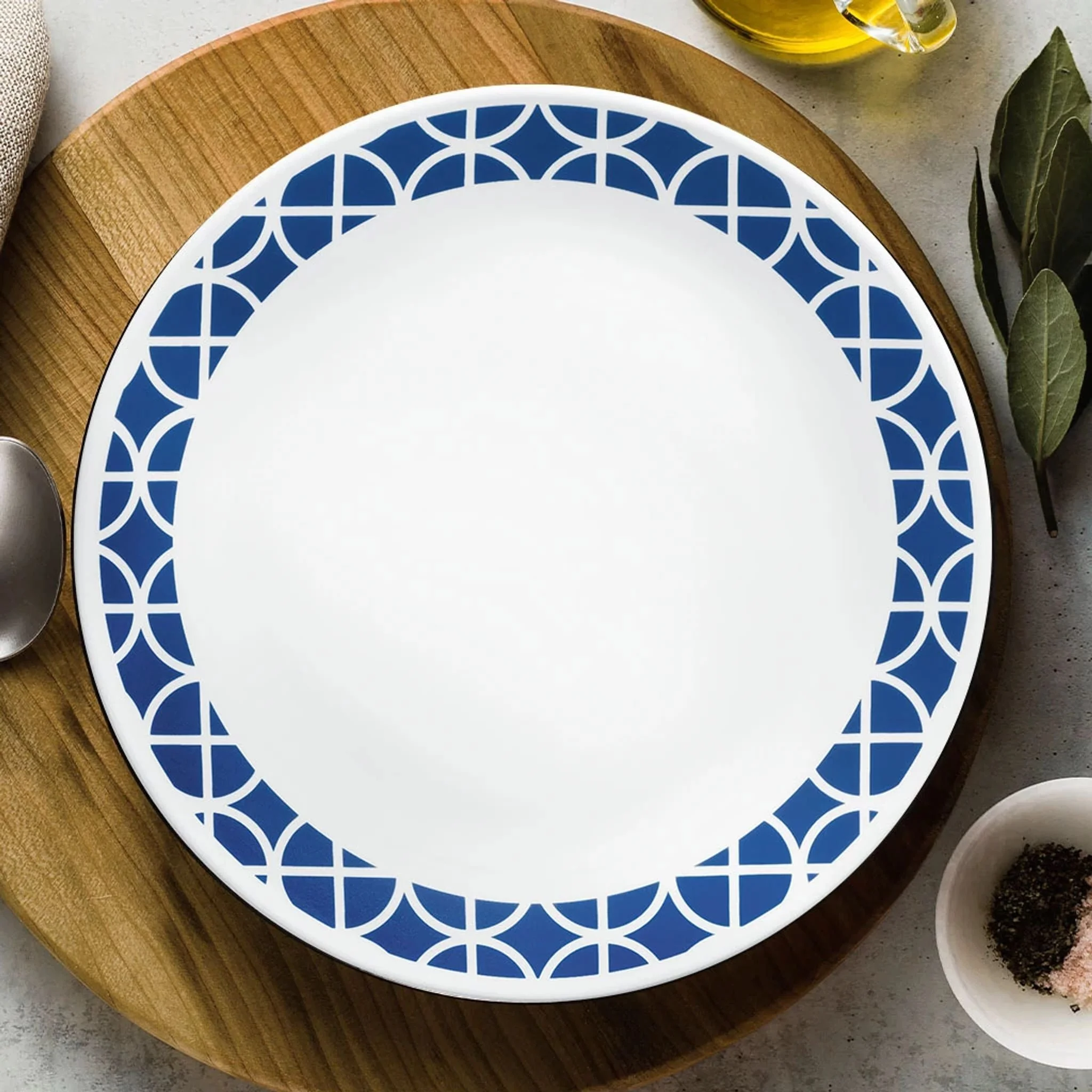 Corelle® Versatile Cobalt Circles 16-piece Mugless Dinnerware Set, Service for 4 - Image 7